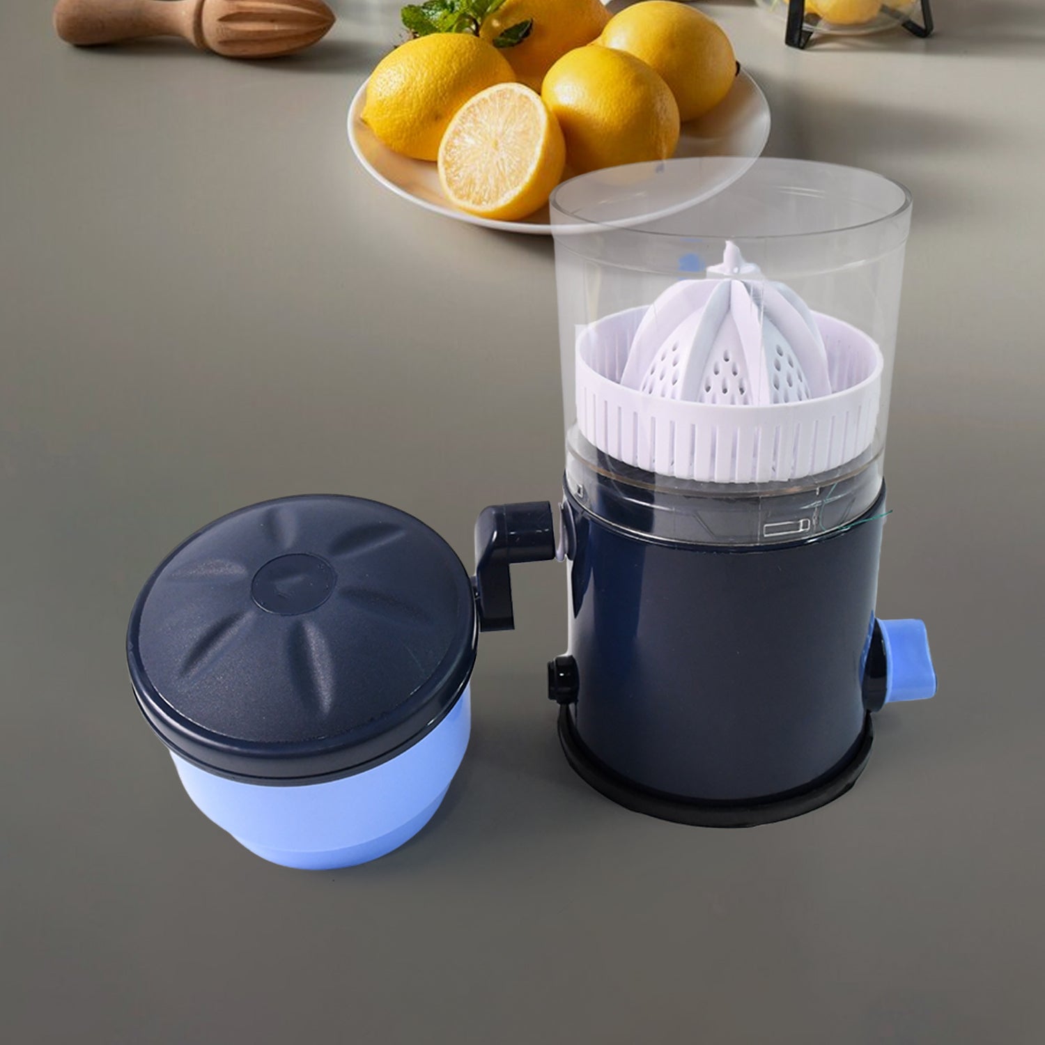 Ritu Hand Operated Compact Manual Juicer (Multicolor  1 Pc) Ritu Hand Operated Compact Manual Juicer (Multicolor  1 Pc)